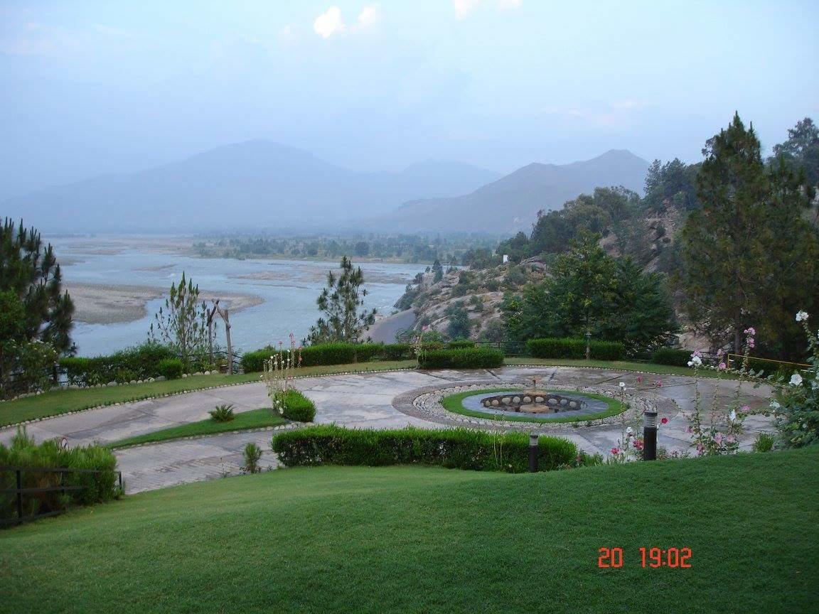 Rock City Resort Mingora Ngoại thất bức ảnh