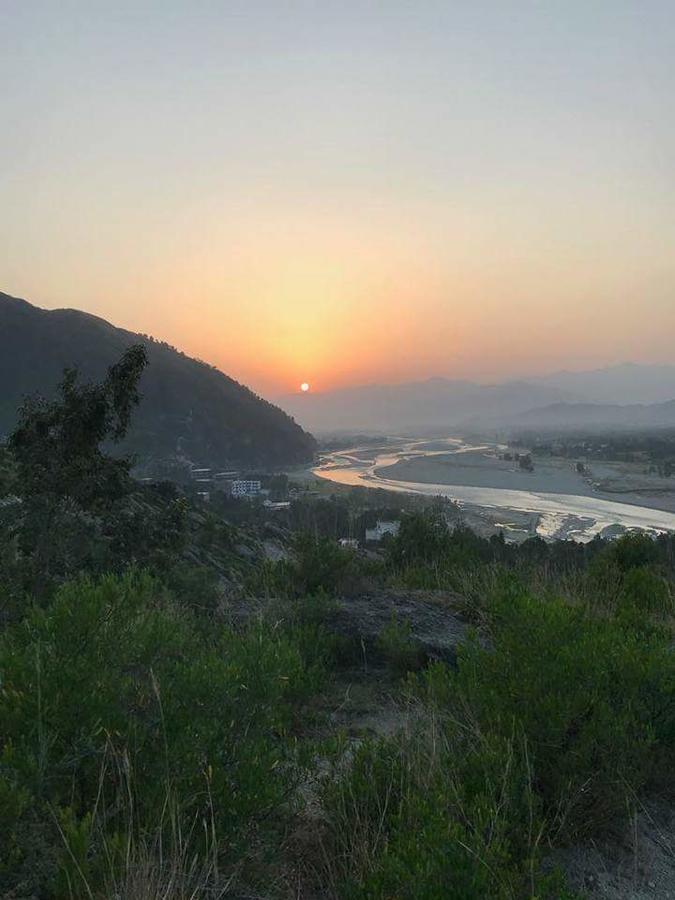 Rock City Resort Mingora Ngoại thất bức ảnh