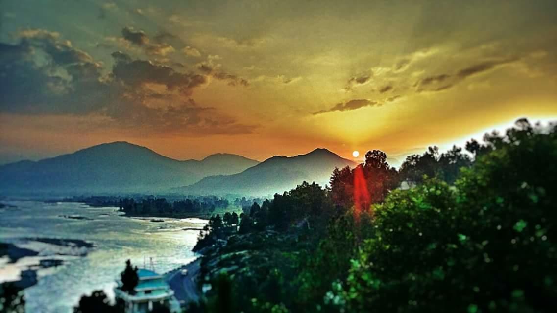 Rock City Resort Mingora Ngoại thất bức ảnh